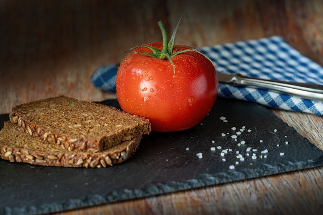 Secretele gradinii perfecte: Cum sa alegi cele mai bune seminte de tomate pentru o recolta spectaculoasa